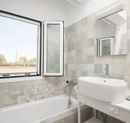 Secluded Beach Apartments, Skala - Apt 3 Διαμέρισμα *